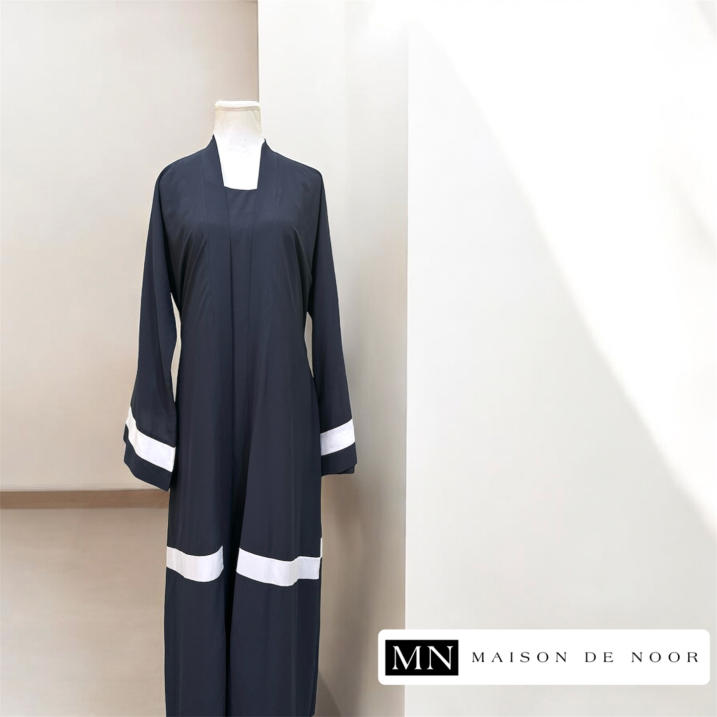 MN Essentials | Single Stripe Open Abaya - Dark Navy - FINAL SALE