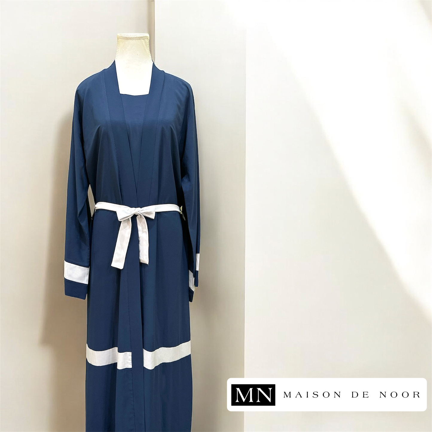 MN Essentials | Single Stripe Open Abaya - Royal Blue - FINAL SALE