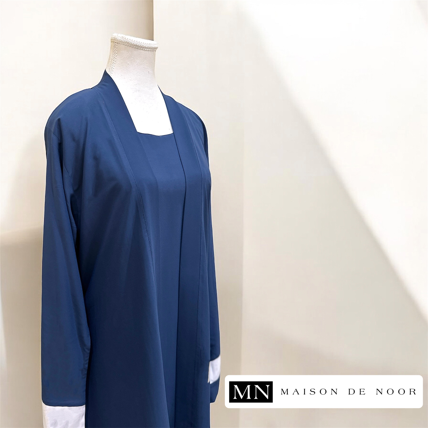 MN Essentials | Single Stripe Open Abaya - Royal Blue - FINAL SALE