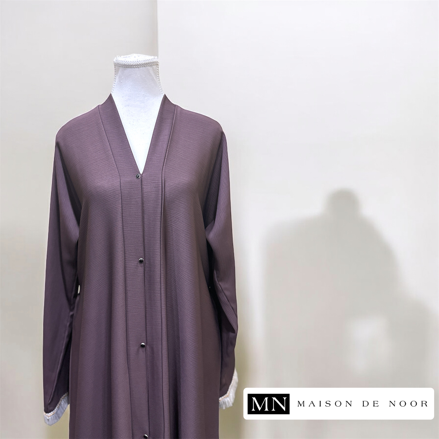 MN Occasions | Lace Sleeve Belted Button-Down - Purple Mauve